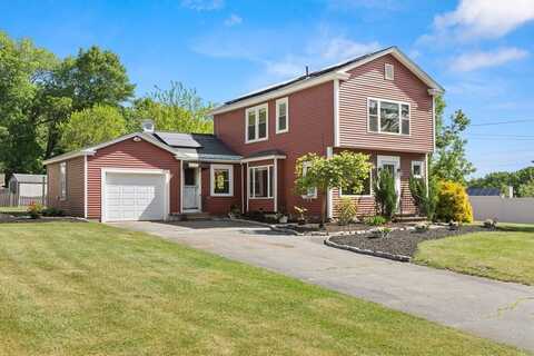 3 Scotland Heights Rd, Haverhill, MA 01832