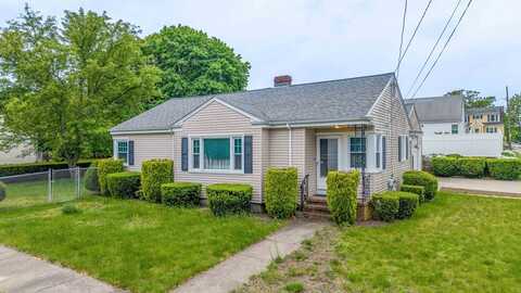 43 Caswell St, New Bedford, MA 02745