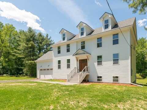 12 Willow St, Pepperell, MA 01463