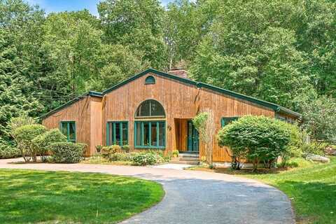 75 Winter Street, Hopkinton, MA 01748