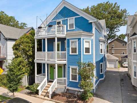 202 Rochambeau Ave, Providence, RI 02906