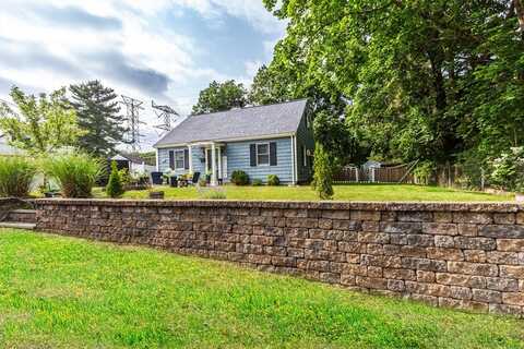 112 Stoughton St, Stoughton, MA 02072