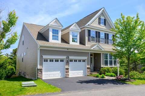 35 Briarwood, Plymouth, MA 02360