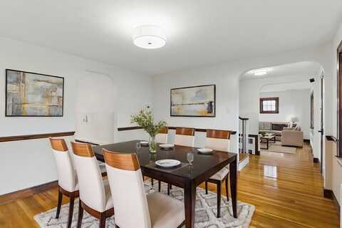 195 Edenfield Ave, Watertown, MA 02472