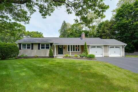 7 Luan Cir, Chelmsford, MA 01824