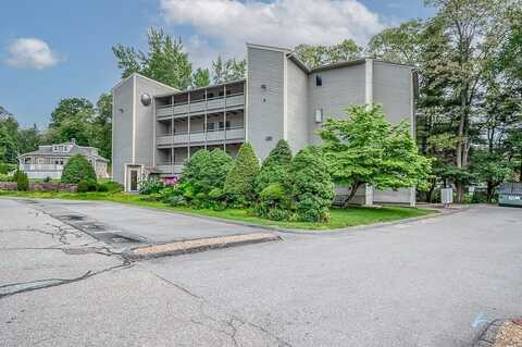 1199 Grafton St, Worcester, MA 01604