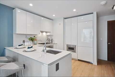 133 Seaport Blvd, Boston, MA 02210