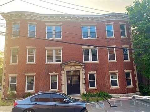 15 Codman Park, Cambridge, MA 02119