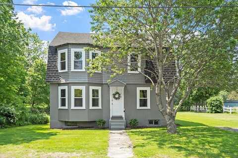 136 Narrow Ln, Lancaster, MA 01523