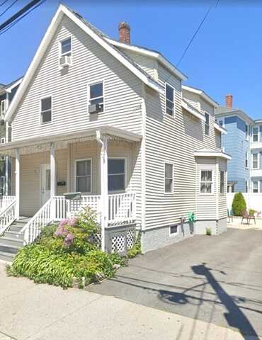 9 Cedar St, Lynn, MA 01905