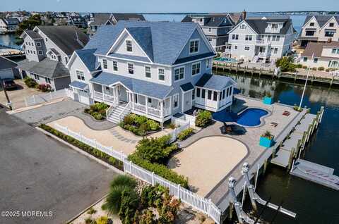 333 Barkentine Lane, Mantoloking, NJ 08738