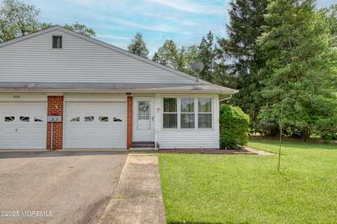 186 Laurel Place, Whiting, NJ 08759