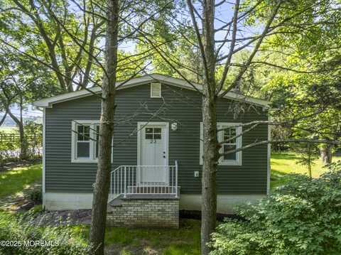 23 Bittner Road, Millstone Township, NJ 08535
