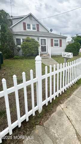 170 Park Avenue, Keansburg, NJ 07734