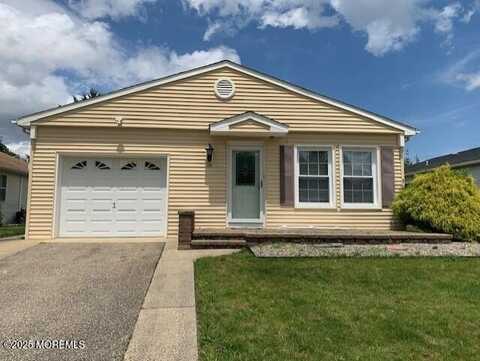 16 Banning Court, Toms River, NJ 08757