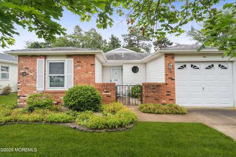 5 Floral Drive, Brick, NJ 08723