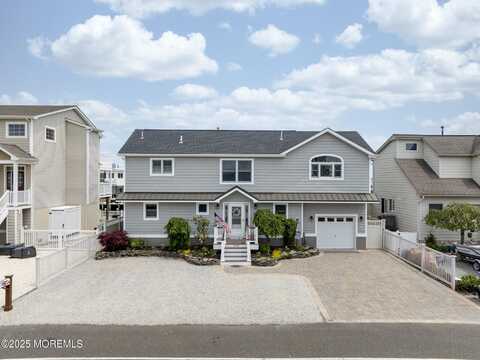 1498 Paul Boulevard, Manahawkin, NJ 08050