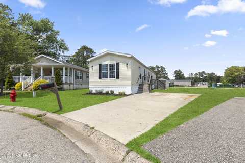 5 Pigeon Court, Whiting, NJ 08759