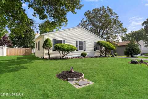 1136 Hawser Avenue, Manahawkin, NJ 08050