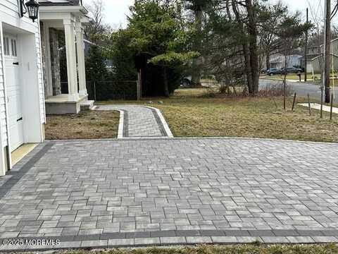 2019 Oakhurst Parkway, Oakhurst, NJ 07755