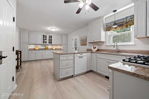 470 Nautilus Drive, Manahawkin, NJ 08050