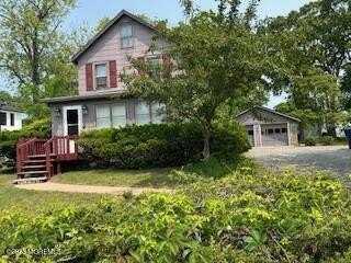 497 W Lincoln Avenue, Oakhurst, NJ 07755