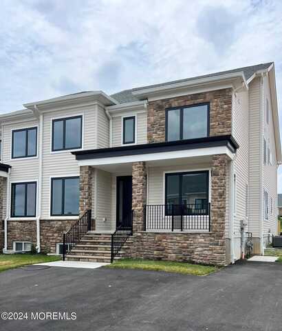 2 Payne Avenue, Lakewood, NJ 08701