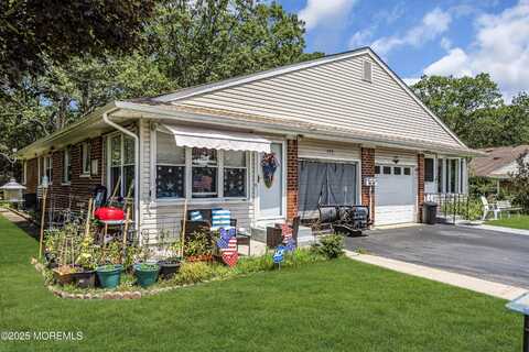 23 Snowberry Lane, Whiting, NJ 08759