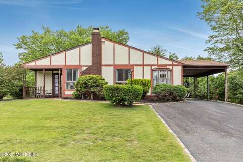 4 Mason Drive, Hazlet, NJ 07730