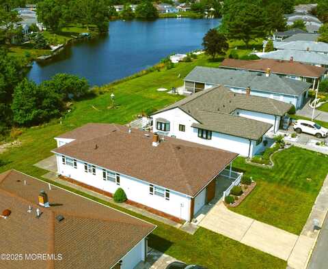 861 Jamaica Boulevard, Toms River, NJ 08757