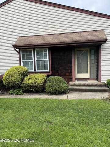 145a Concordia Circle, Monroe, NJ 08831