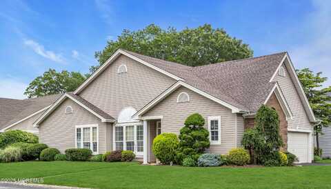 143 Sylvan Lake Boulevard, Bayville, NJ 08721