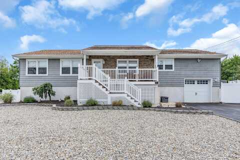 261 Aldo Drive, Toms River, NJ 08753