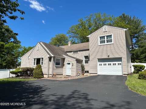 32 Merion Drive, Manalapan, NJ 07726