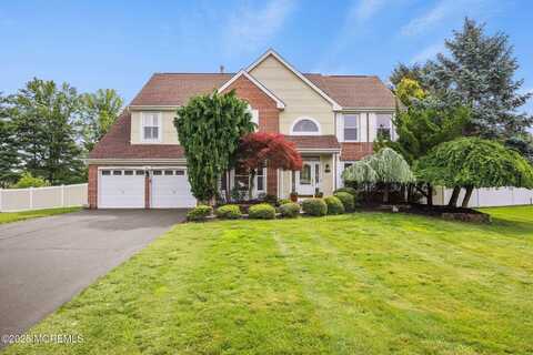 60 Essex Circle, Manalapan, NJ 07726