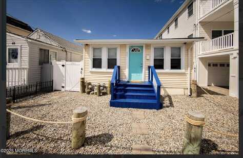 46 Kearney Avenue, Seaside Heights, NJ 08751