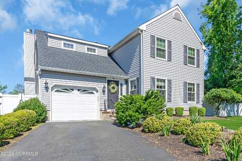 124 Sandpiper Drive, Belford, NJ 07718