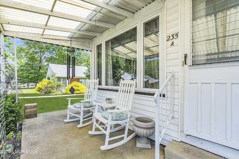 235 Columbine Avenue, Whiting, NJ 08759
