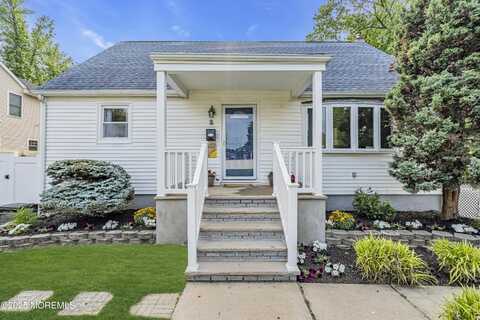 2 8th Street, Aberdeen, NJ 07747