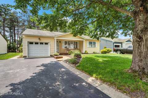 73 Whitmore Drive, Toms River, NJ 08757