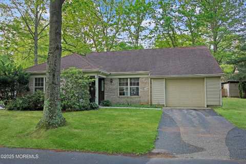 612 Petunia Lane S, Whiting, NJ 08759
