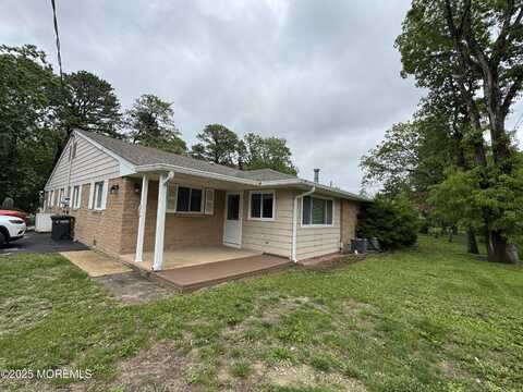 3b Blue Jay Street, Manchester, NJ 08759