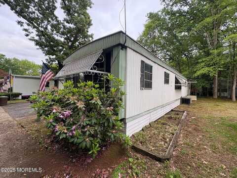 65 Lincoln Street, Howell, NJ 07731