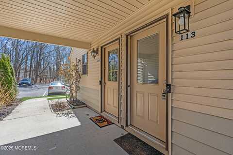 113 Whispering Oaks Way, Jackson, NJ 08527