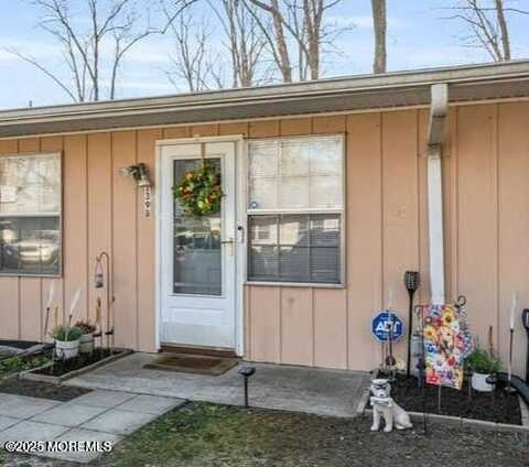 139b Farrington Court, Lakewood, NJ 08701