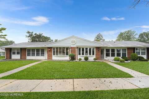 1058a Argyll Circle, Lakewood, NJ 08701