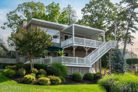 21 Lake Drive, Island Heights, NJ 08732