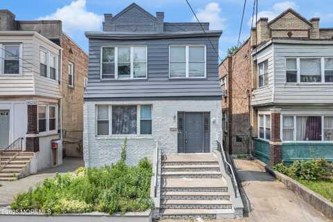 261 Dwight Street, Jersey City, NJ 07305