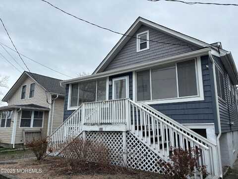 530 E Point Pleasant Avenue, Ocean Gate, NJ 08740