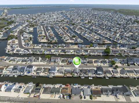68 Gregg Drive, Beach Haven West, NJ 08050